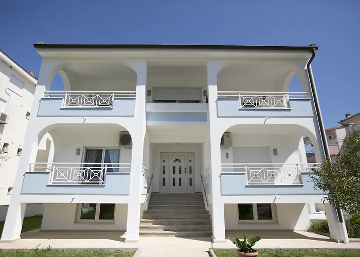 Susanna Apartments